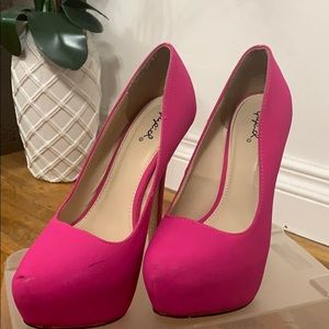 Hot Pink Heels